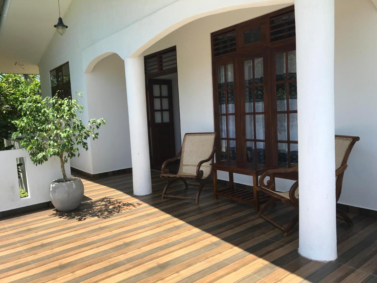 The Dalawella Porch House Apartman Galle Kültér fotó